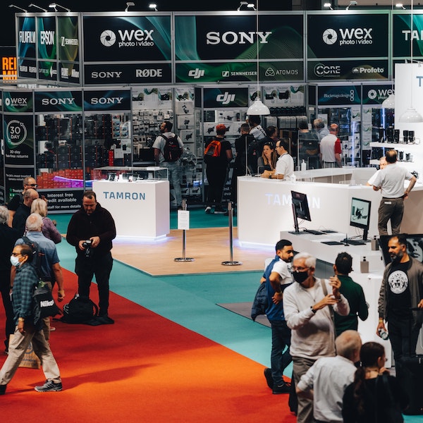 3 Tipps, damit Ihr Unternehmen auf einer Messe wirklich auffällt