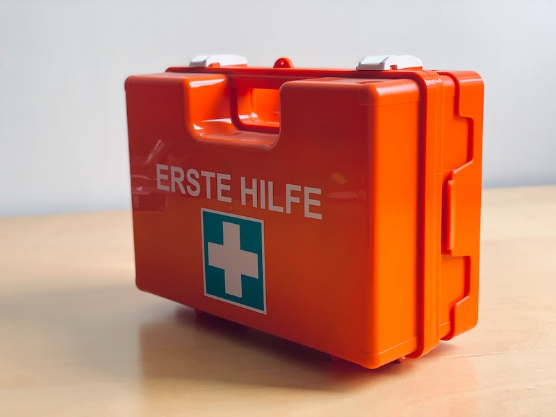 Erste-Hilfe-Kurs Online inkl. Teilnahme-Bescheinigung: Erfahrungen, Kosten und Infos 2021