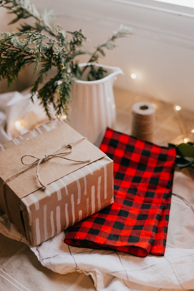 Geschenkartikel-Großhandel: Produktbeschaffung und Lager