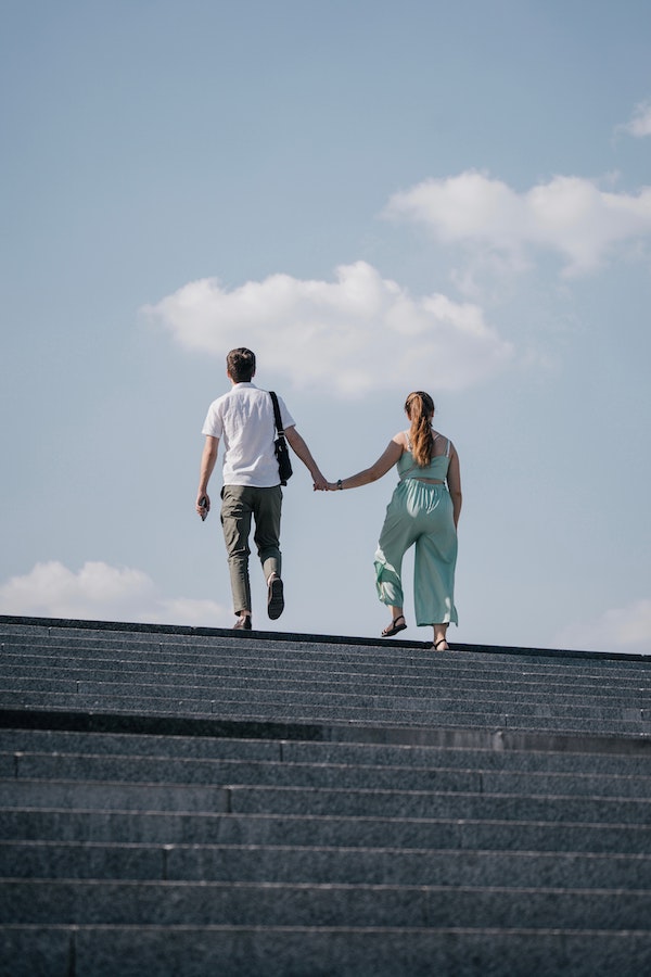 Relationship Bundle – Innige Beziehung mit Partner aufbauen: Erfahrungen, Kosten und Infos 2021